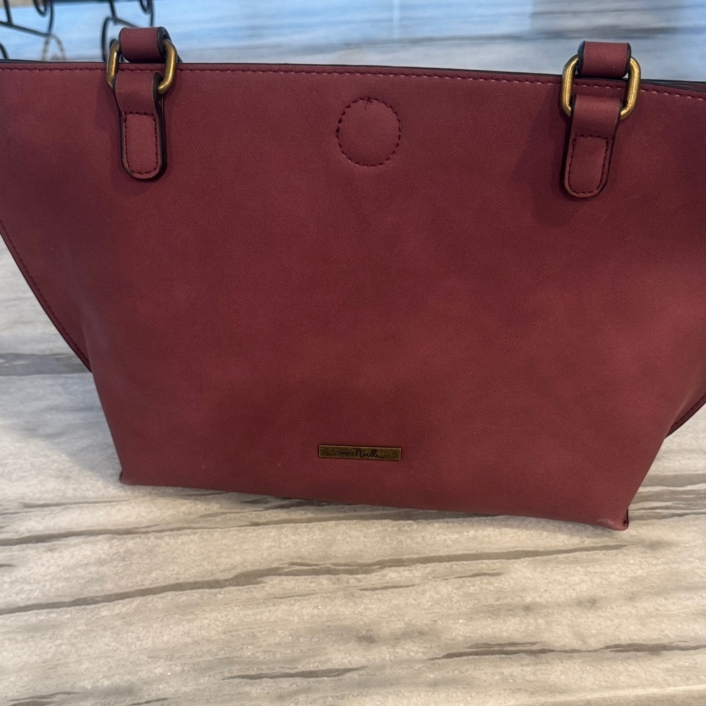 Simply Noelle NWOT Tote in Deep Burgundy - Women's Shoulder Tote